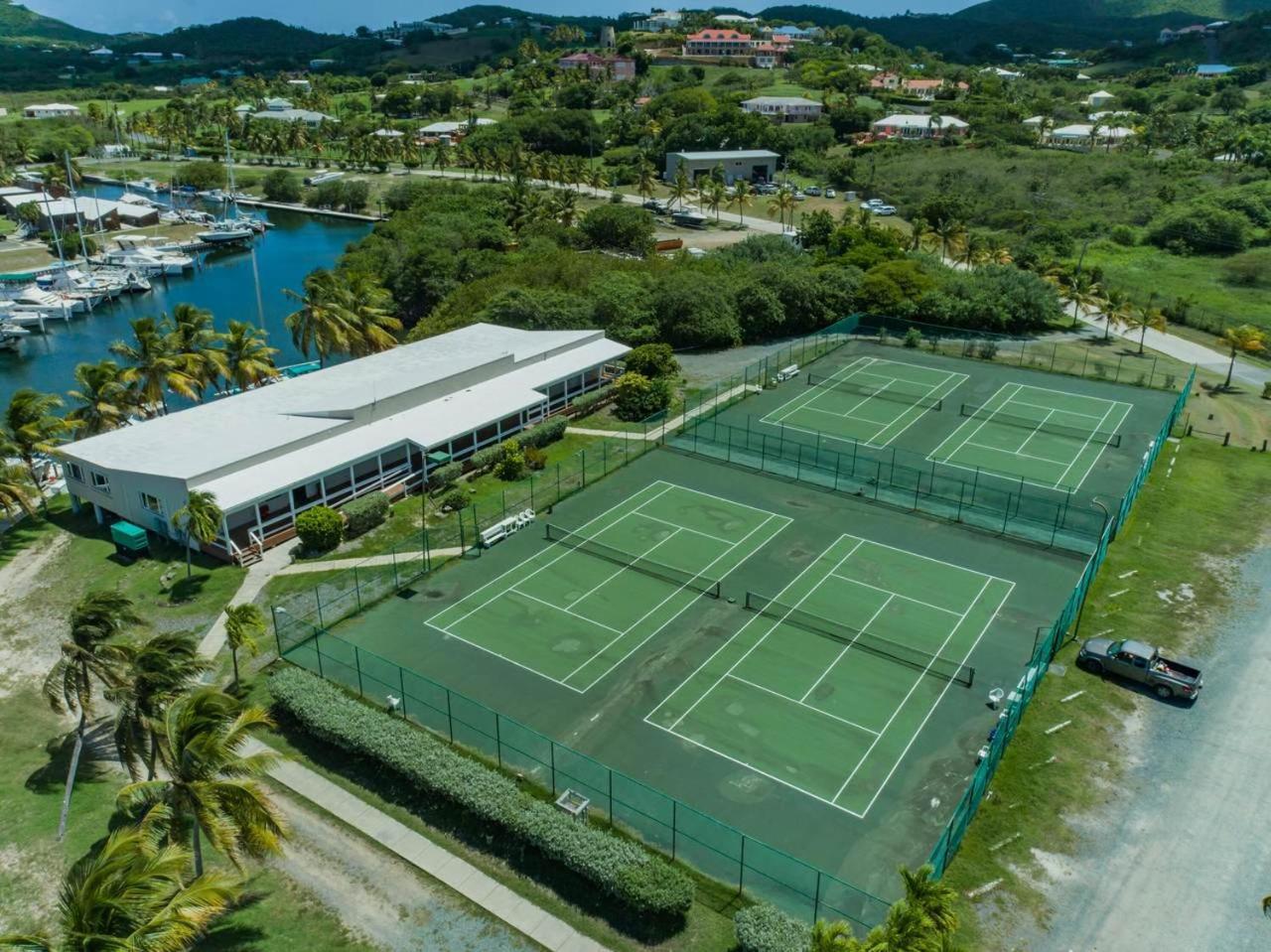 Tamarind Reef Resort Spa & Marina คริสเตียนสเต็ด ภายนอก รูปภาพ